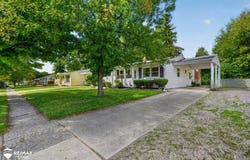 307 Sequoia Drive, Davison, MI 48423