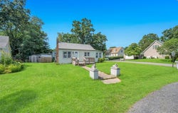 34 Shore Drive, Elizaville, NY 12523