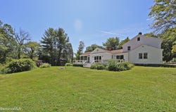 118 Sandisfield Rd, Sandisfield, MA 01255
