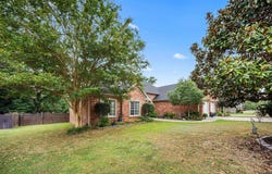 22 Confederate Drive, Cabot, AR 72023