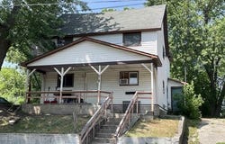 314 E PINE STREET, CADILLAC, MI 49601