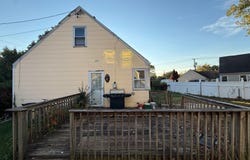 155 W GLOUCESTER Pike, BARRINGTON, NJ 08007