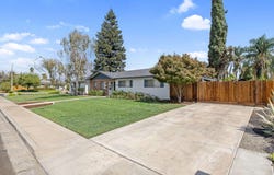 2620 S Divisadero Street, Visalia, CA 93277