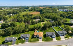 50 FOX RUN Road, HANOVER, PA 17331