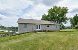 55 Lakeview Circle, Elsberry, MO 63343