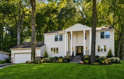 59 Tremont Ter, Livingston Twp., NJ 07039-3339