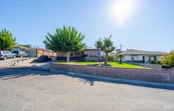 2113 Lantana Way, Bakersfield, CA 93306