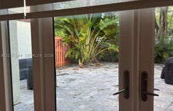 323 Ives Dairy Rd, Miami, FL 33179