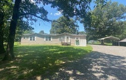 214 DeShong Lane, Mena, AR 71953