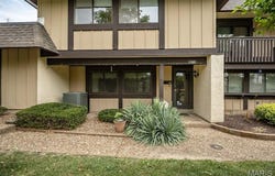 1368 Hampton Road, St Charles, MO 63303