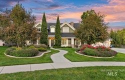958 N Lionbridge Pl, Eagle, ID 83616