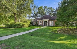 123 Fontainbleau Drive, Mandeville, LA 70471