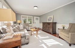 1033 E Stanford Street, Springfield, MO 65807
