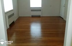 712 S Grand Traverse Street, Flint, MI 48502