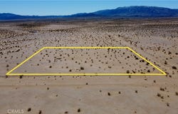 6 Topaz Avenue, 29 Palms, CA 92277