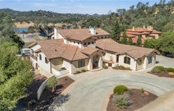8820 Cantinas Point, Bradley, CA 93426