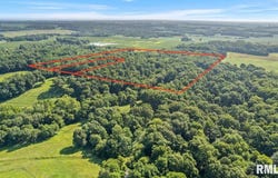 7505 CLAYTON Road, Virginia, IL 62691