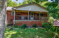 1845 Spaws Creek, West Liberty, KY 41472