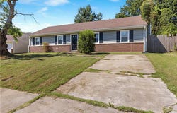 1128 Sir Galahad Drive, Chesapeake, VA 23323