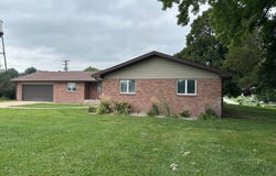 206 E 6th St, Osmond, NE 68765