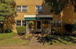 618 11th Ave, Huntington, WV 25701