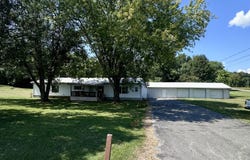 5400 Wolf River Dock Road, Albany, KY 42602