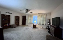 327 E Murray Street, Macomb, IL 61455