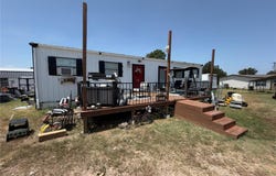 100 parkview Court, McLoud, OK 74851