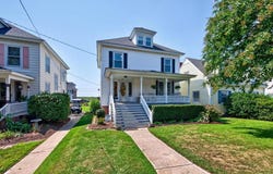 507 HARBOR AVE, CAPE CHARLES, VA 23310