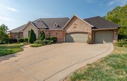4515 S Forest Avenue, Springfield, MO 65810