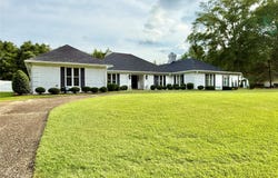 1109 Keith Way, Selma, AL 36701