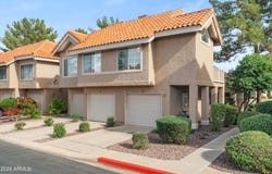 1633 E LAKESIDE Drive, Gilbert, AZ 85234