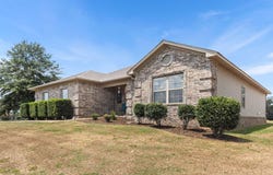 144 Bobwhite Trail, Lonoke, AR 72086