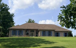 201 N Baker St, Oneida, TN 37841