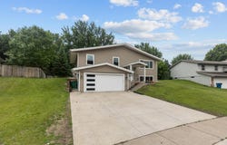 4990 148th Path W, Apple Valley, MN 55124