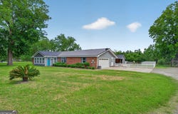 5349 Johnson Place, Waycross, GA 31503