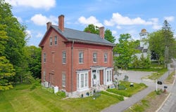 40 Main Street, Limerick, ME 04048