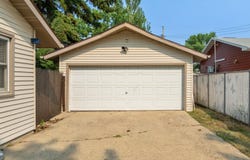 2006 California Drive, Minot, ND 58703