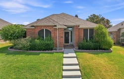 2126 Greenstone Trail, Carrollton, TX 75010