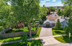 72 W Irving Park Road, Roselle, IL 60172