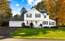 15 Bedford Drive, Whitesboro, NY 13492