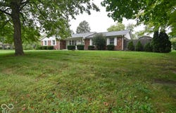 551 Castle Manor, Indianapolis, IN 46214