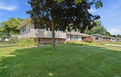 215 LINCOLN Road, Canton, IL 61520