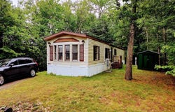 26 Maple Lane, Kenduskeag, ME 04450