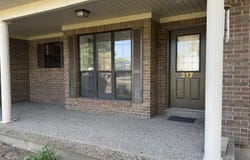 317 Centerview Dr, Shepherdsville, KY 40165