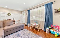 5021 Sunny Side Dr, Roanoke, VA 24018