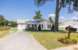 120 Fieldcrest Drive SE, Calhoun, GA 30701