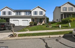 351 ONEIDA Drive, SINKING SPRING, PA 19608