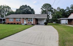 416 Bryant St., BRUNDIDGE, AL 36010