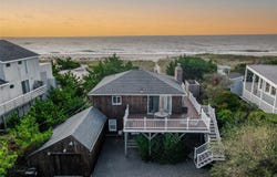 645 Dune Road, Westhampton, NY 11977